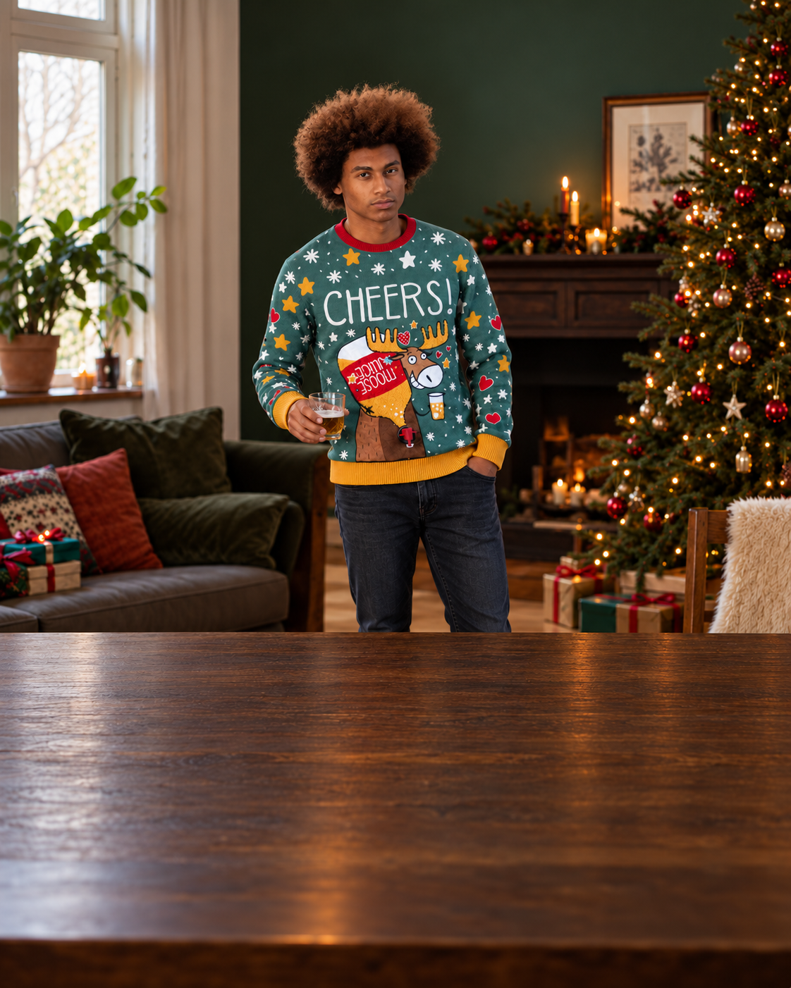 Volwassen herenmodel met Cheers Moose Juice interactieve kersttrui